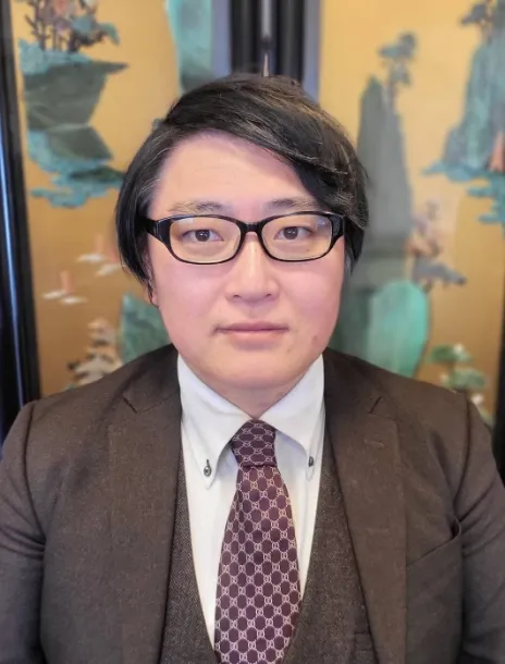 代表取締役　濱崎 拓也